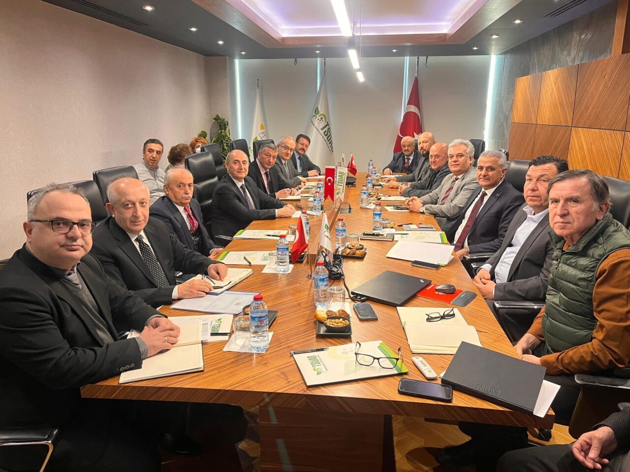 İSTANBUL (AA) – Tarım Sigortaları Havuzu (TARSİM) heyeti, Ankara'da tohumculuk