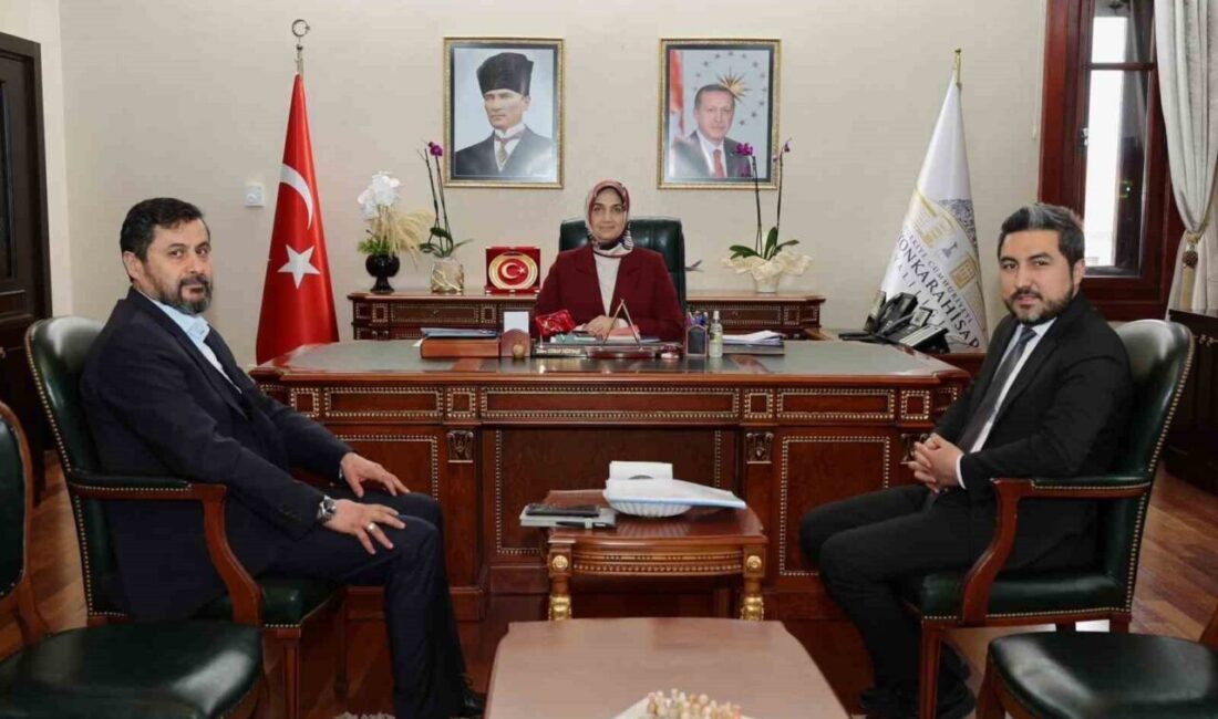 Afyonkarahisar Valisi Doç. Dr. Kübra Güran Yiğitbaşı, AKÜ Teknopark Müdürü