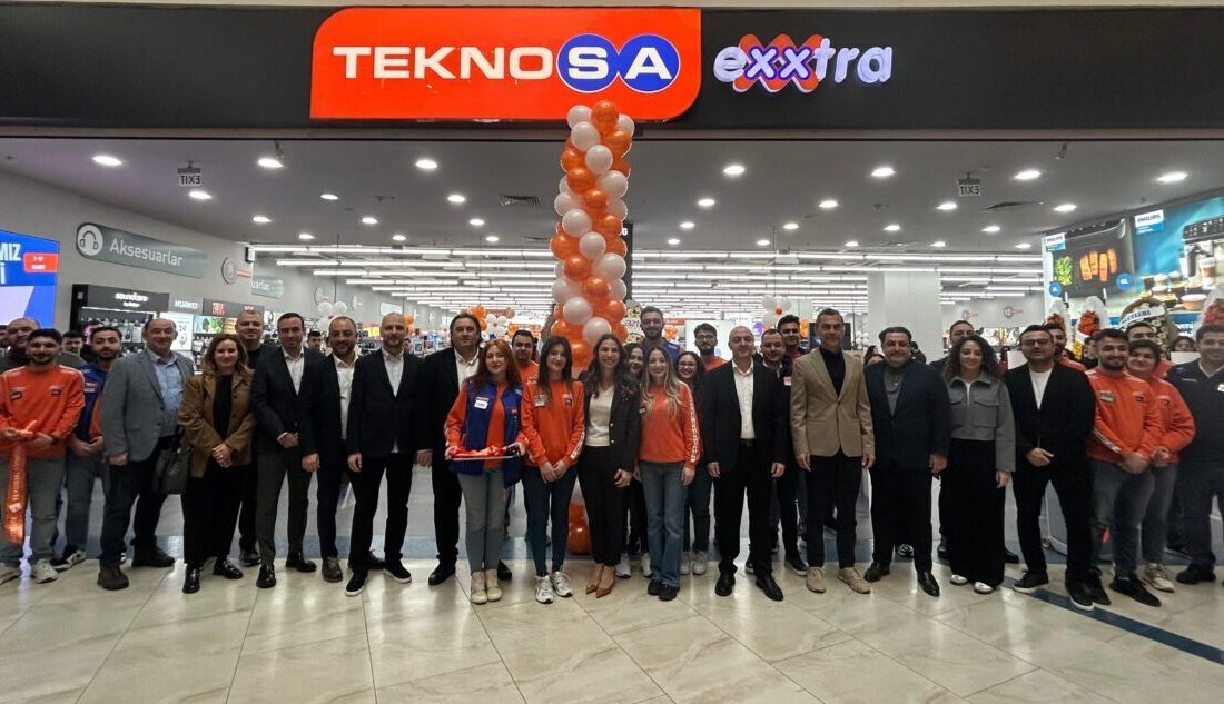 - Teknosa CEO'su Sitare Sezgin:
- "Sektörde müşteri deneyimi standartlarını değiştiren