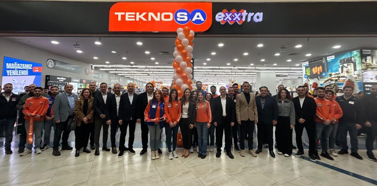 - Teknosa CEO'su Sitare Sezgin:
- "Sektörde müşteri deneyimi standartlarını değiştiren