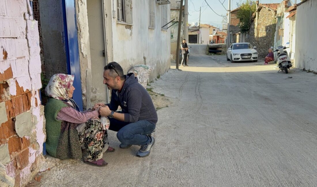 İZMİR (AA) – İzmir'in Tire ilçesinde yaşayan acil tıp teknisyeni