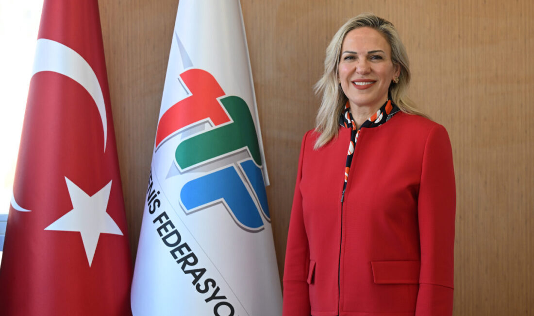 - Türkiye Tenis Federasyonu Başkanı Şafak Müderrisgil:
"İl temsilcilerimiz ile seçeceğimiz