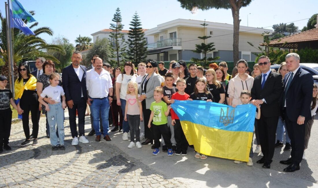 İZMİR (AA) – Ukraynalı çocuklar savaşın etkilerinden uzak, moral bulmaları