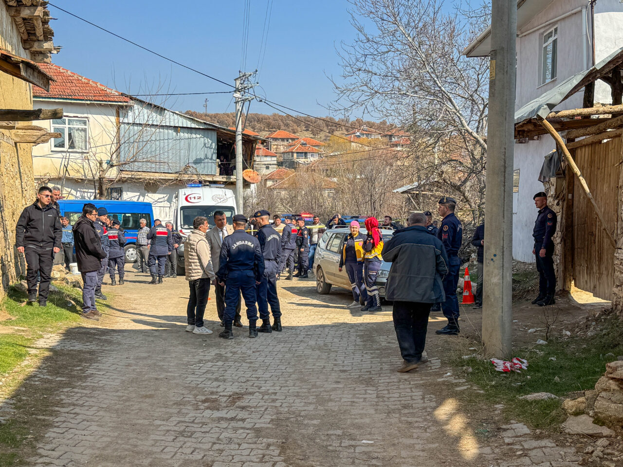 UŞAK (AA) – Uşak'ın Banaz ilçesinde 89 yaşındaki kişi 2