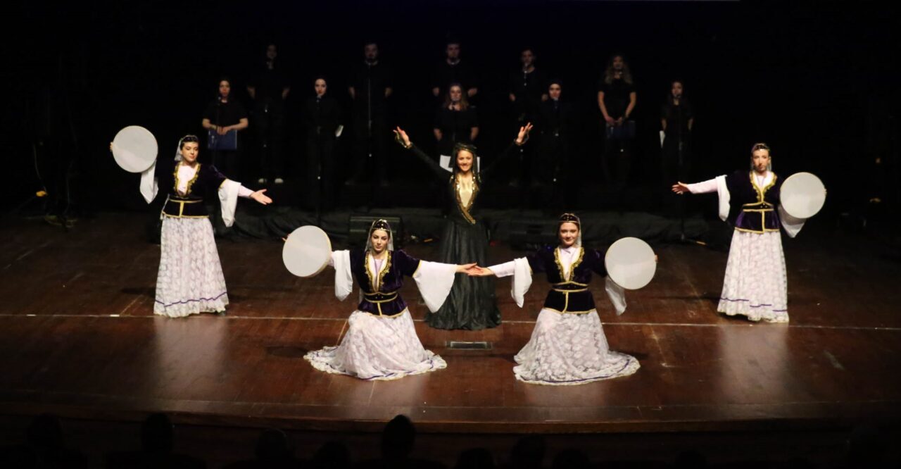 UŞAK (AA) – Uşak Üniversitesi'nde Nevruz Bayramı dolayısıyla kutlama programı