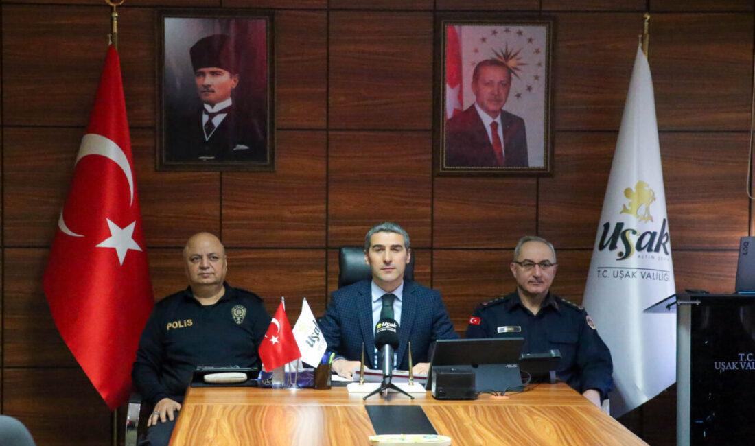 UŞAK (AA) – Uşak Valisi Naci Aktaş, ekiplerce kent genelinde