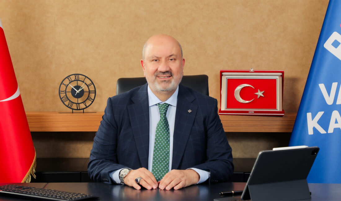 - Vakıf Katılım Genel Müdürü Mehmet Ali Akben:
- "Başta yenilenebilir
