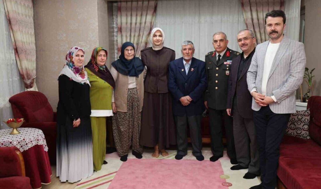 Afyonkarahisar Valisi Doç. Dr. Kübra Güran Yiğitbaşı, iftarda Kıbrıs Gazisi’nin