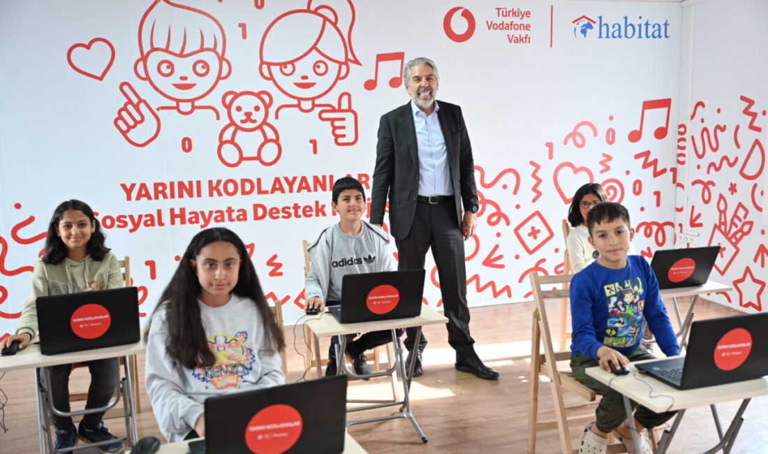 - Vodafone Türkiye İcra Kurulu Başkan Yardımcısı Hasan Süel:
- "Herkes
