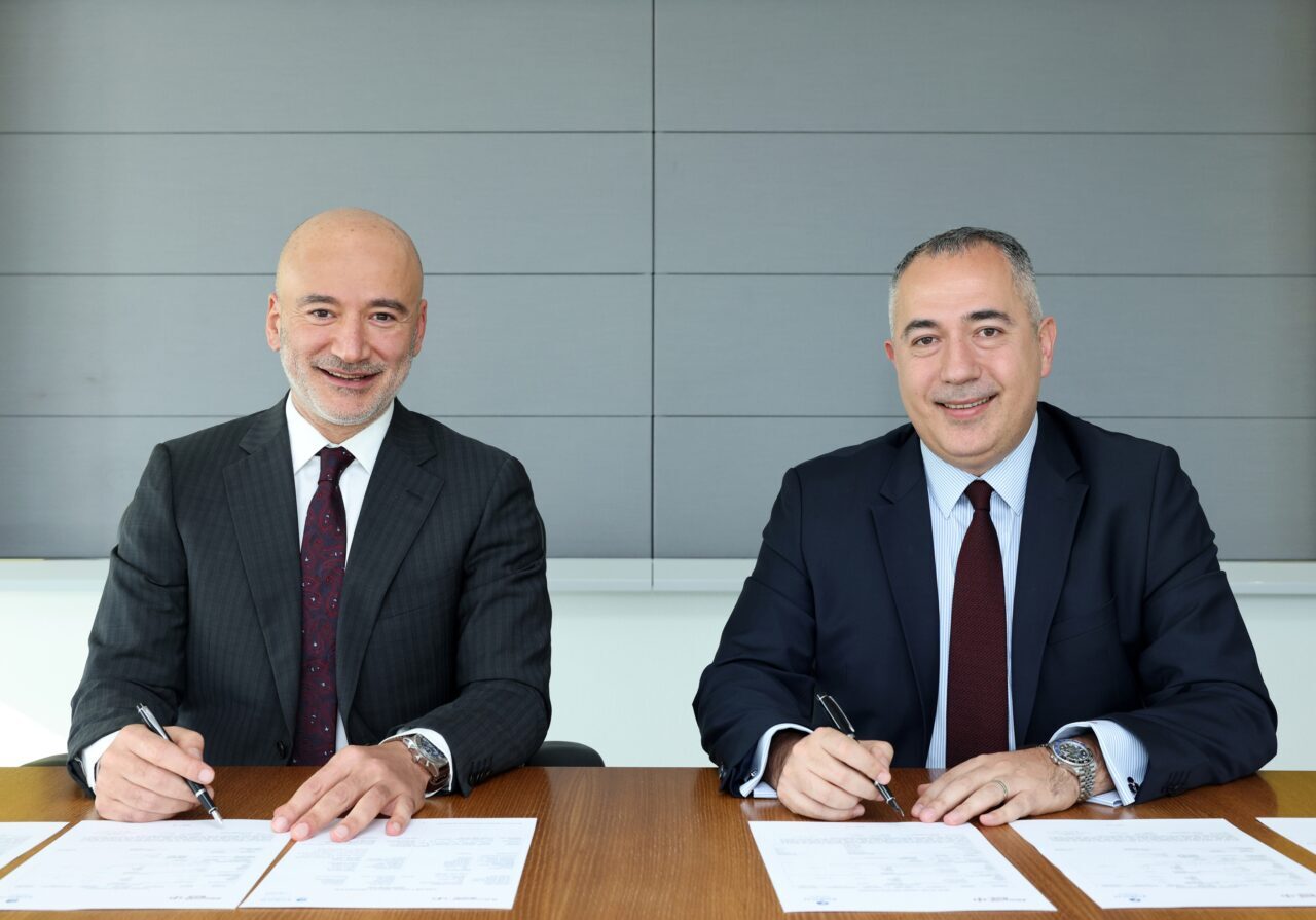 - Zurich Sigorta Grubu Türkiye CEO'su Yılmaz Yıldız:
- "Alternatif Bank