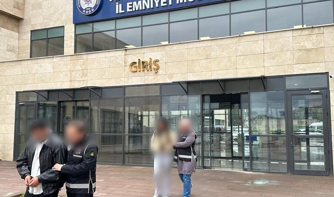 AFYONKARAHİSAR (AA) – Afyonkarahisar merkezli dolandırıcılık operasyonunda yakalanan 2 şüpheliden