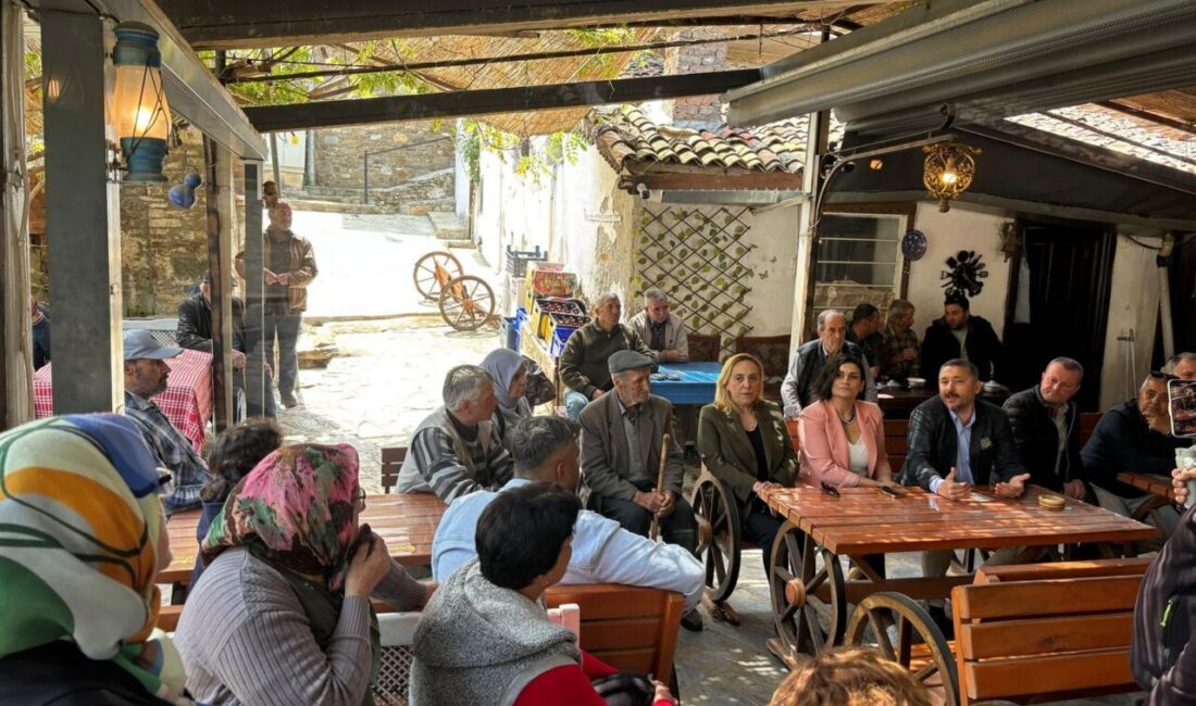 İZMİR (AA) – AK Parti Selçuk İlçe Başkanı Hakan Bayraklı,