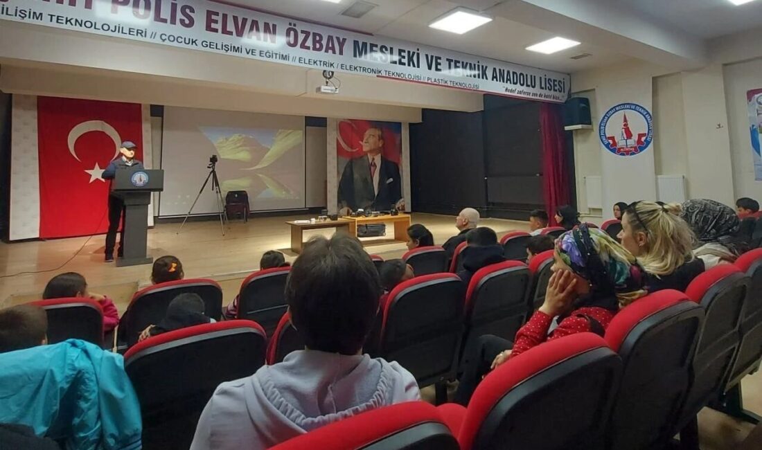 Kütahya’nın Altıntaş İlçe Milli Eğitim Müdürlüğü koordinesinde, ortaöğretim ve ilkokul