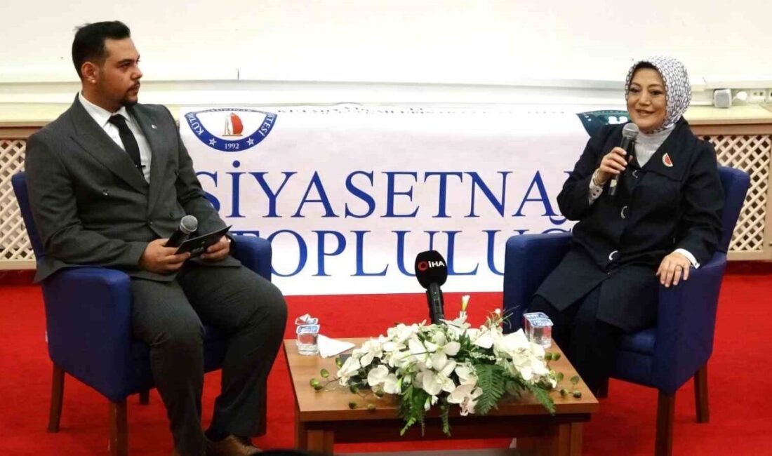 Kütahya Dumlupınar Üniversitesi’nde (DPÜ) “Siyasette Kadın” konulu panel, AK Parti