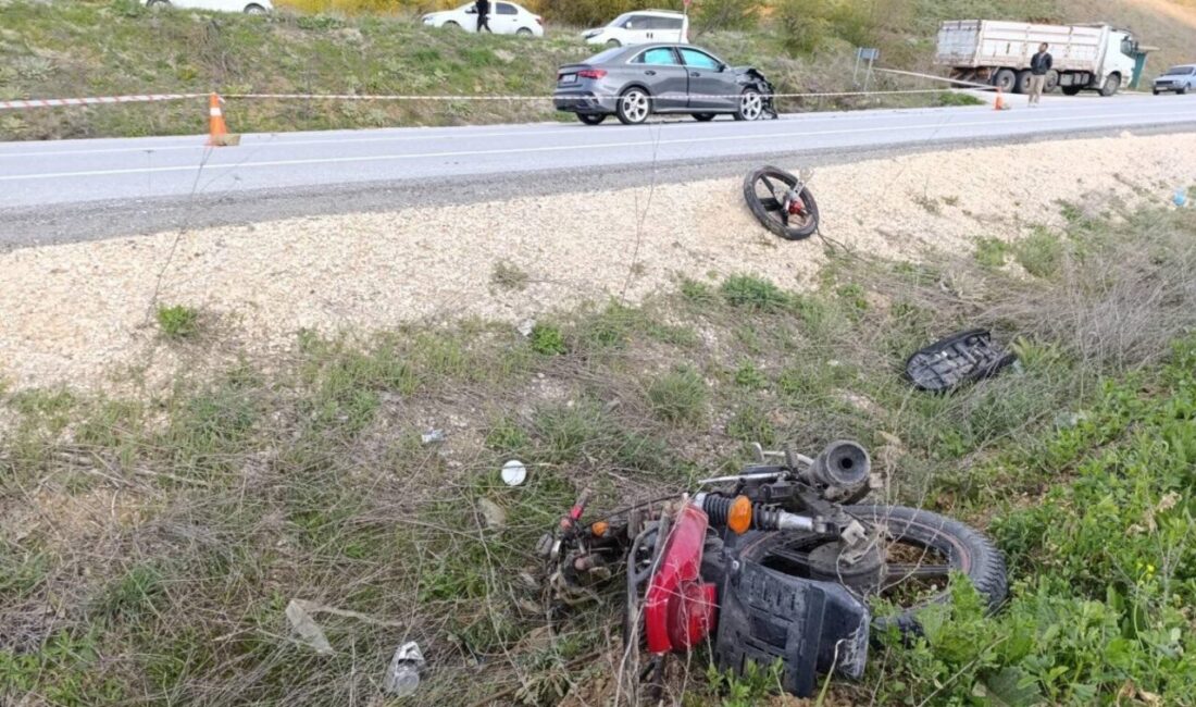 Bilecik’te otomobil ile motosikletin çarpışması sonucu meydana gelen trafik kazasında