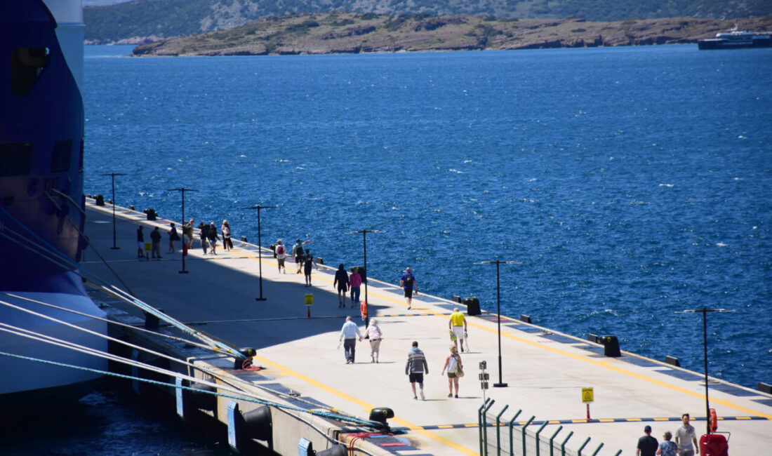 MUĞLA (AA) – Muğa'nın Bodrum ilçesine "Marella Discovery 2" ismli