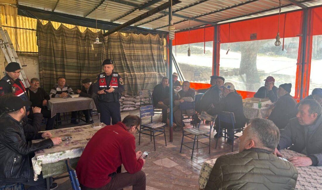 AFYONKARAHİSAR (AA) – Afyonkarahisar'ın Bolvadin, Çay ve Sultandağı ilçelerine sınırı