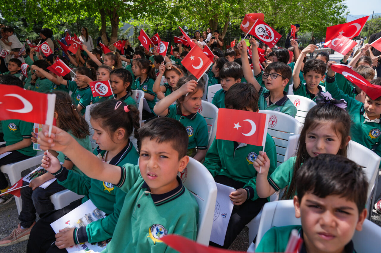 İZMİR (AA) – Ege Ordusu Bölge Bando Komutanlığı, 23 Nisan