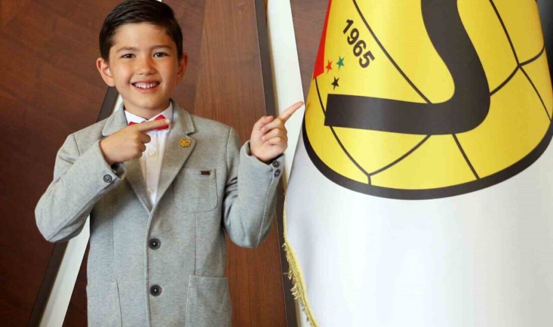 Eskişehirspor, 23 Nisan’da başkanlık koltuğunu bir çocuğa devretti, destek çağrısı