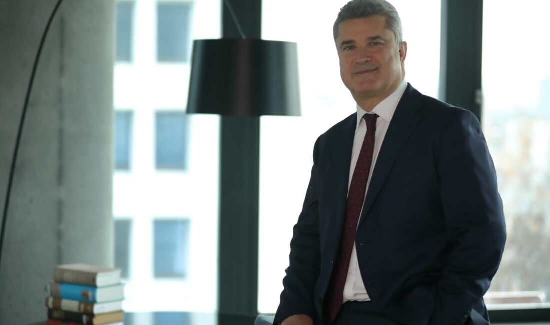 - EY Türkiye Ülke Başkanı Metin Canoğulları:
- "Endeksteki 500 şirketin