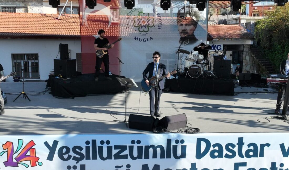 MUĞLA (AA) – Muğla'nın Fethiye ilçesinde düzenlenen 14. Dastar ve
