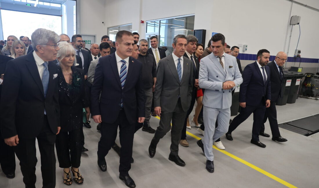 MUĞLA (AA) – Ford Otosan'ın köklü bayilerinden Ford Helvacıoğlu, 43
