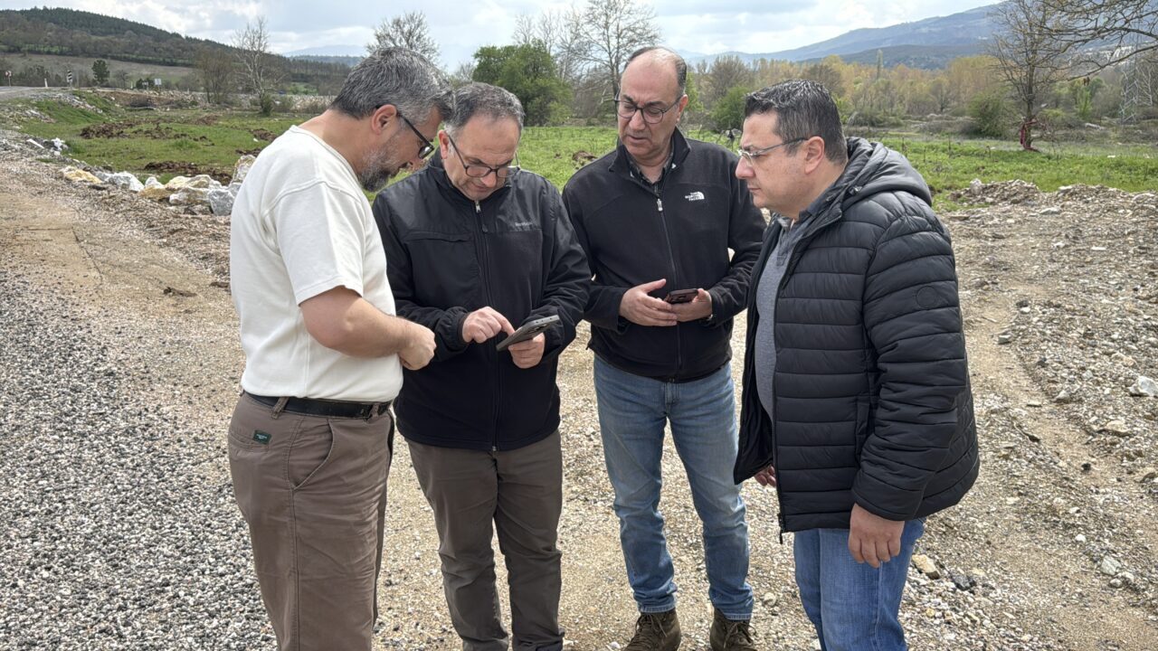 - Simav ve Pazarlar ilçelerinde eğitime bir gün ara verildi

VALİNİN