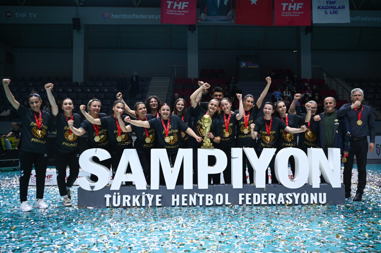 - Dörtlü Final'de şampiyonluğa ulaşan Polatlı Belediyesi SK ile ikinci