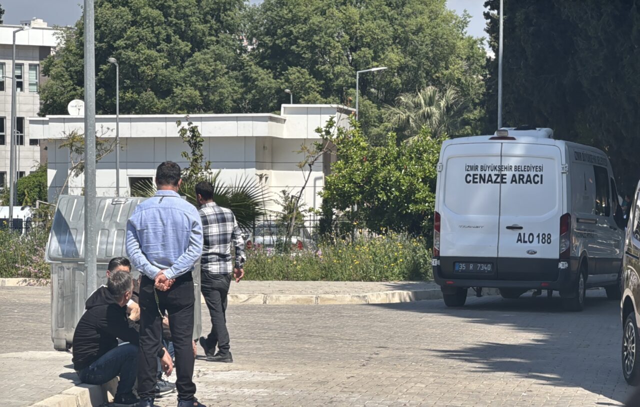 İZMİR (AA) – İzmir'in Foça ilçesinde, eski milletvekili Ahmet Fehmi