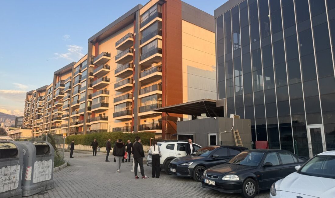İZMİR (AA ) – İzmir'in Çiğli ilçesinde eski nişanlısını öldüren