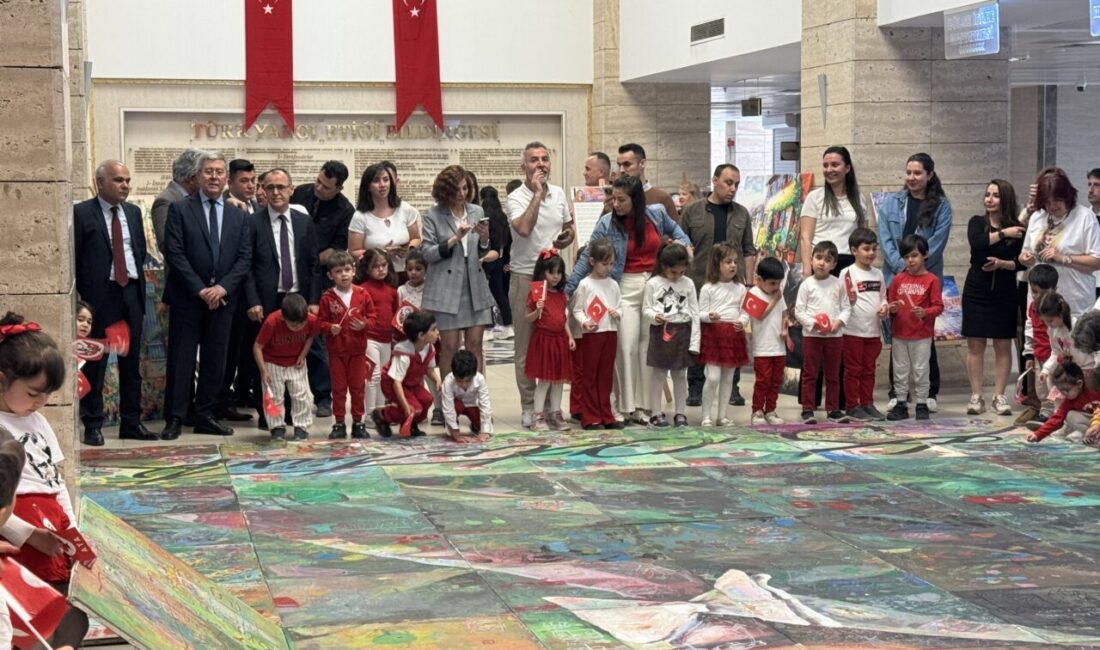 İZMİR (AA) – İzmir Bölge Adliyesi Mahkemesi Anaokulu'nda eğitim gören