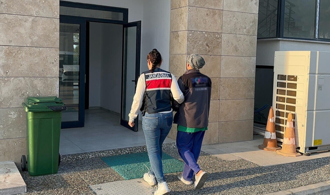 İZMİR (AA) – İzmir'de silahlı terör örgütü PKK/KCK'ya yönelik operasyonunda