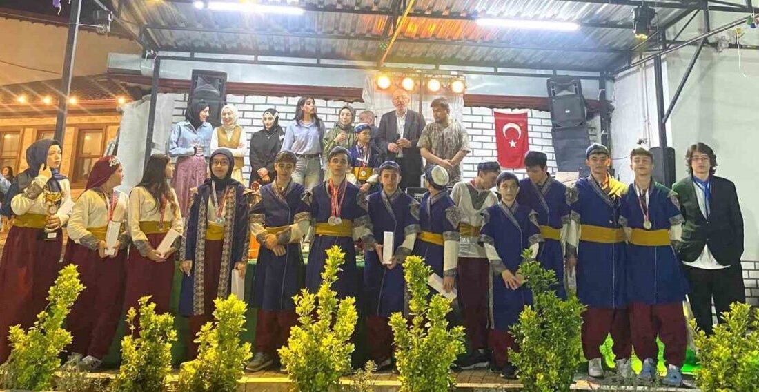 Kütahya Kadim Vakfı, lise ve üniversite öğrencilerine yönelik moral etkinliği