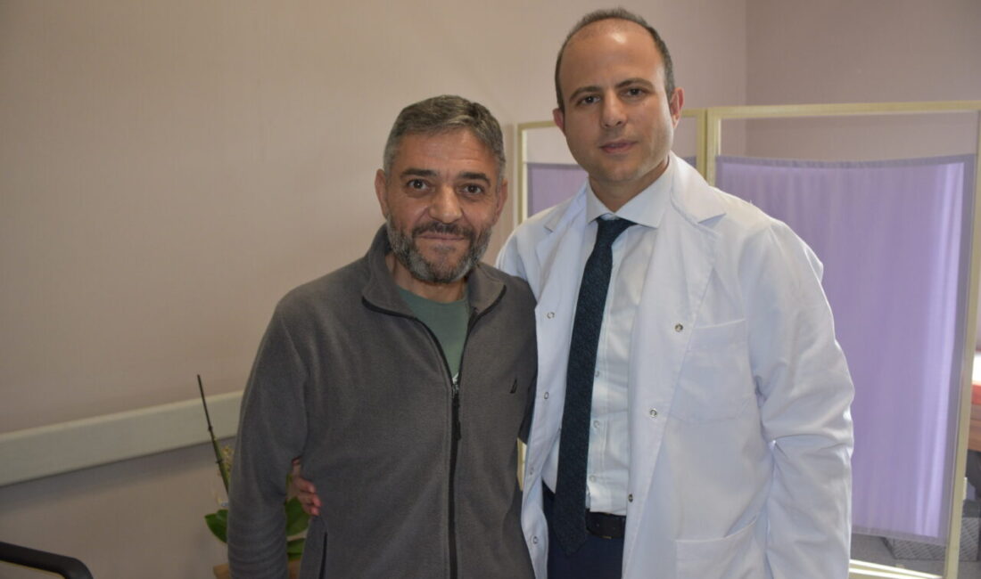 - Afyonkarahisar'da erken teşhis sonrası uygulanan tedaviyle kolon kanserinden kurtulan