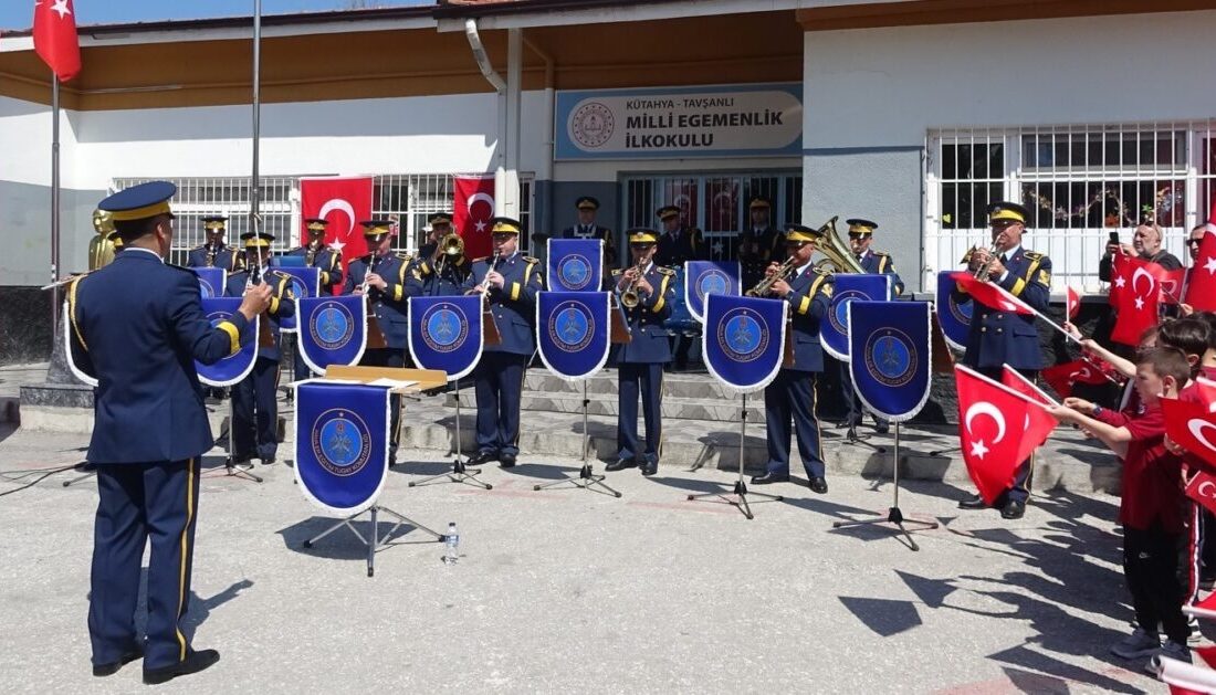Kütahya Hava Eğitim Komutanlığı bandosu, 23 Nisan Ulusal Egemenlik ve