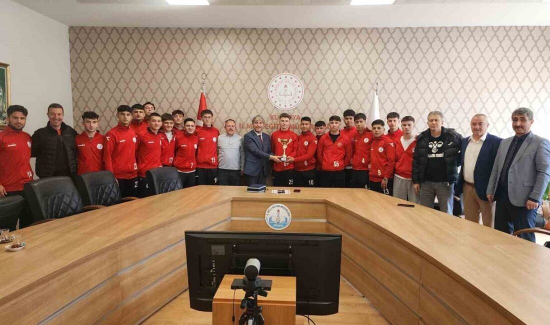 Kütahya Spor Lisesi, okul sporları kapsamında futbol branşında Türkiye genelinde
