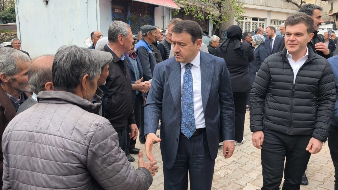 KÜTAHYA (AA) – Kütahya Valisi Musa Işın, Kütahya'nın Simav ilçesinde