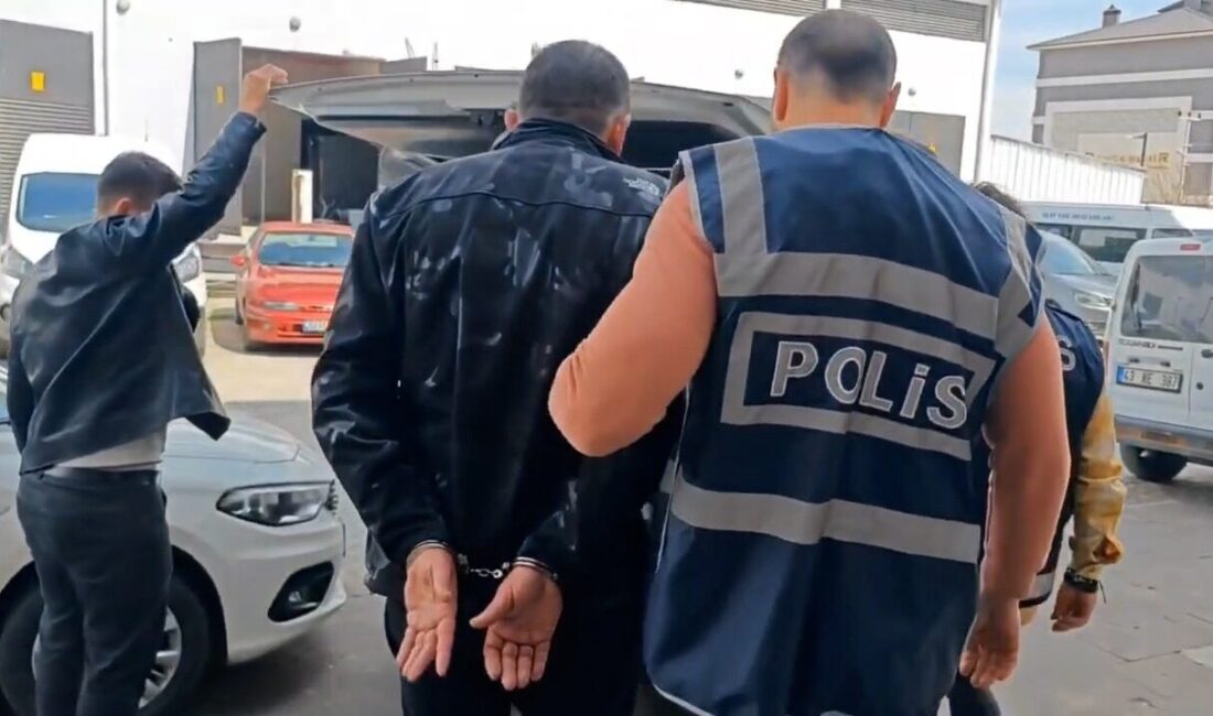 KÜTAHYA (AA) – Kütahya'da hakkında "karşılıksız çek vermek" suçundan kesinleşmiş