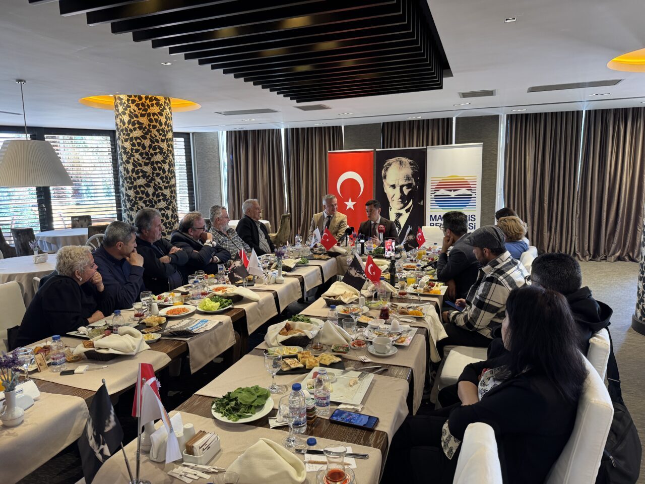 MUĞLA (AA) – Marmaris Belediye Başkanı Acar Ünlü, ilçede görev