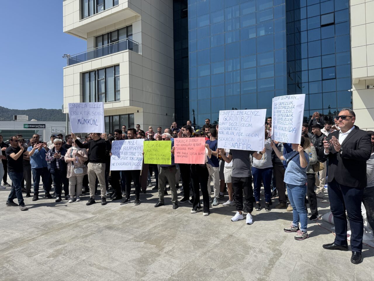 MUĞLA (AA) – Muğla'nın Marmaris ilçesinde, kamu düzeni sağlamak ve