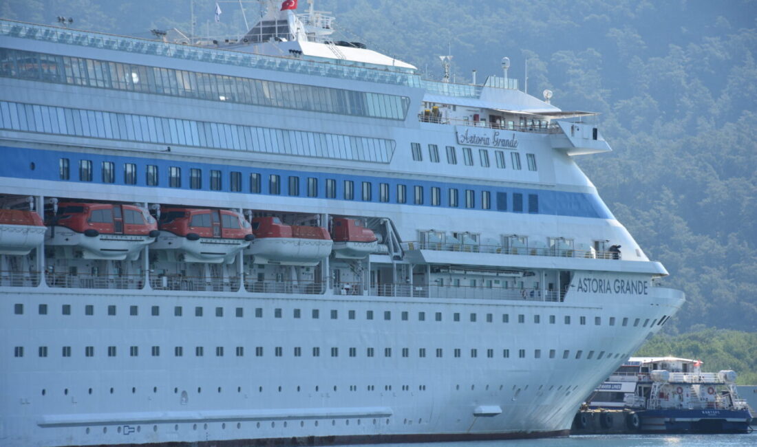 -Marmaris Cruise Port Genel Müdürü Murat Tugay:
-"Bu yıl limanımıza toplamda