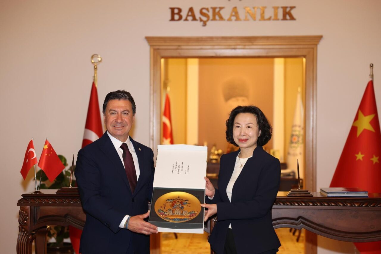 MUĞLA (AA) – Muğla ile Çin'in Leshan kenti arasında kardeş