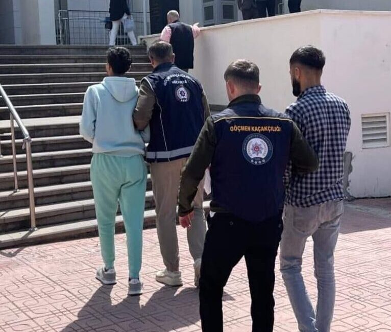MUĞLA (AA) – Muğla'da göçmen kaçakçılığı operasyonunda gözaltına alınan 9