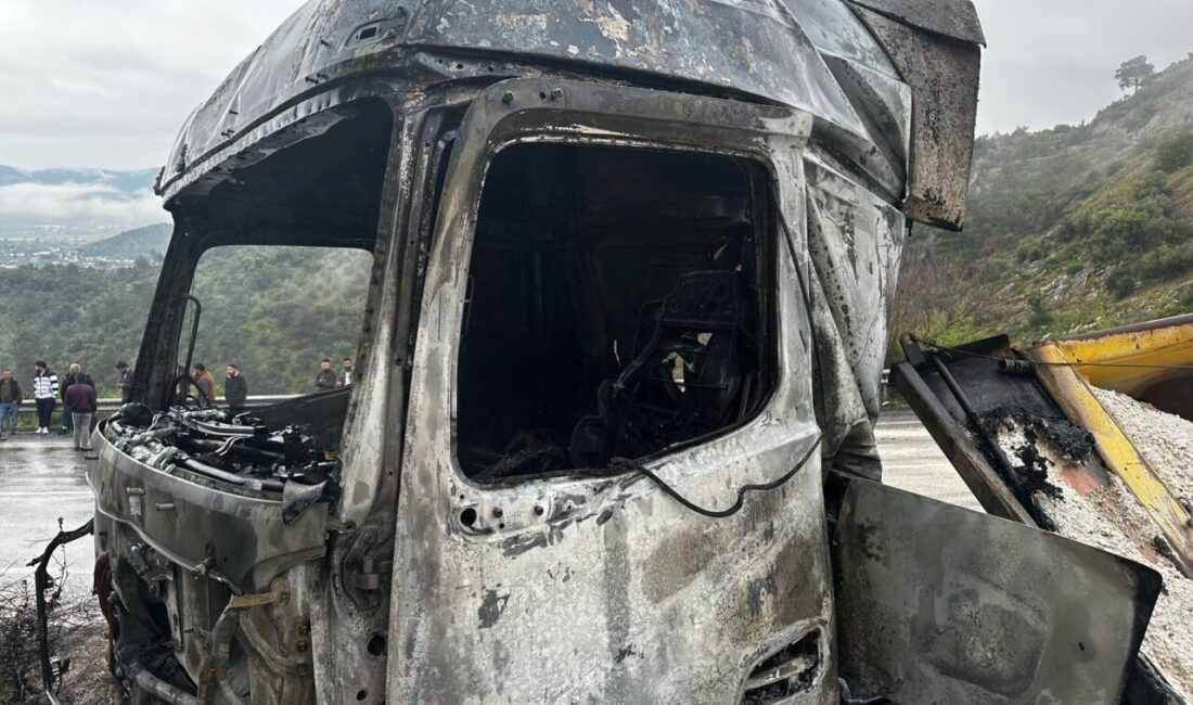 MUĞLA (AA) – Muğla'nın Milas ilçesinde kaza yaparak yanan tır