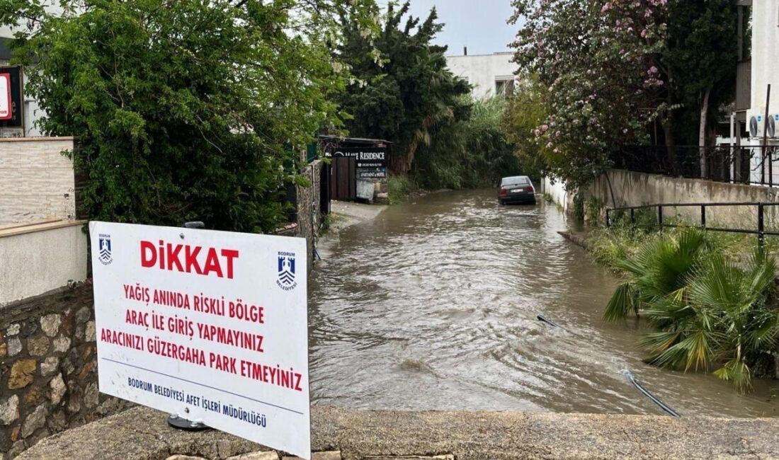 MUĞLA (AA) – Muğla'da sağanak hayatı olumsuz etkiliyor. Kentte aralıklarla
