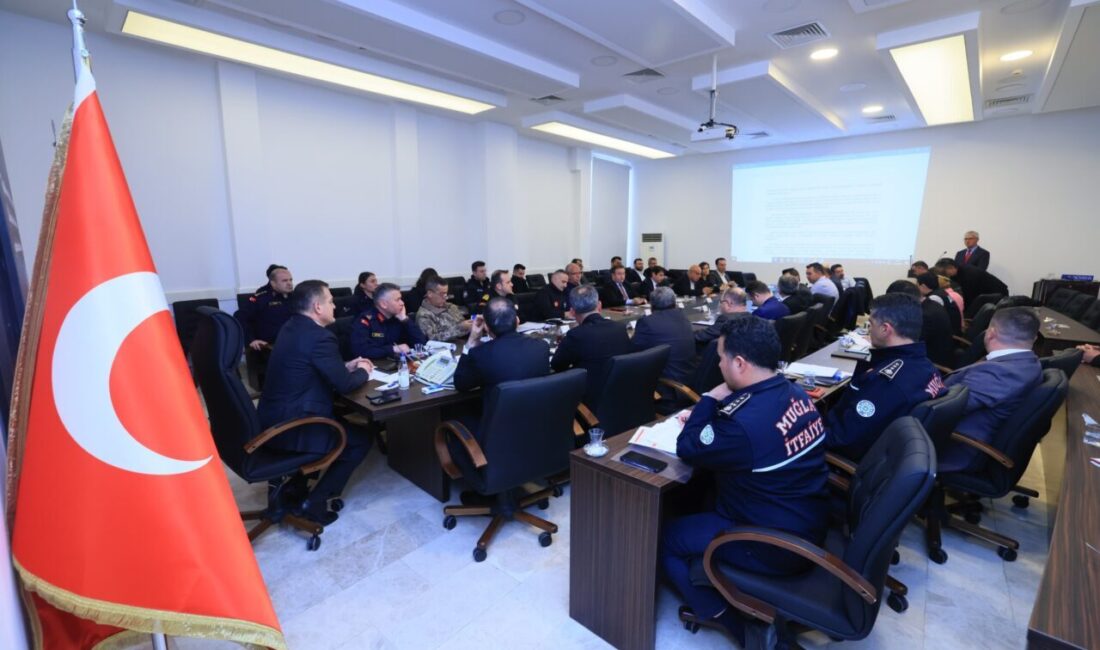 - Vali İdris Akbıyık:
- "Hazırlıklı olmak, işbirliği içerisinde hareket etmek
