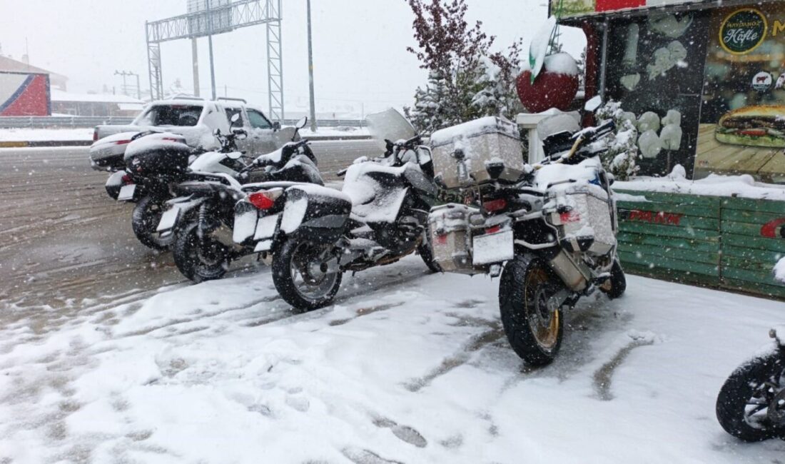 Eskişehir’den Antalya’nın Manavgat ilçesine gitmek üzere yola çıkan 12 motosikletli