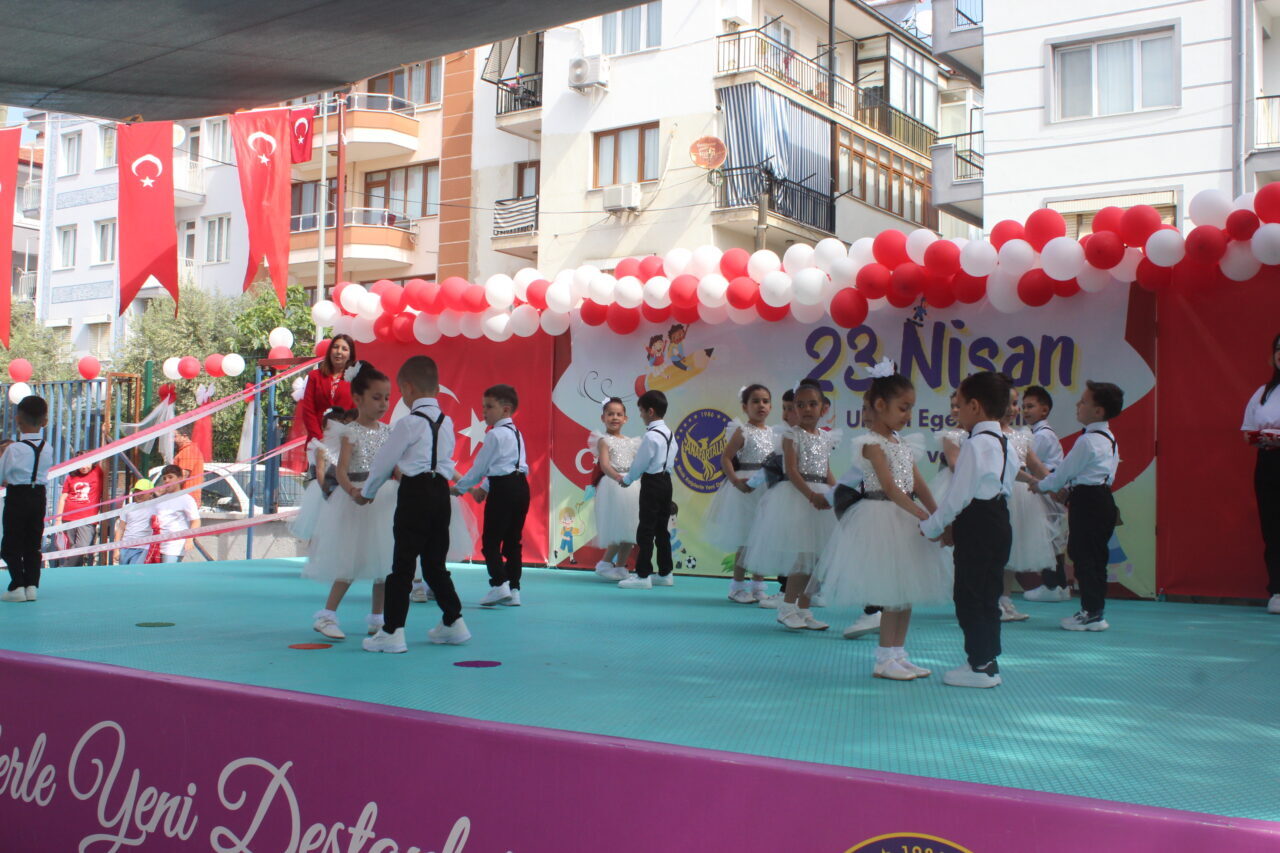 İZMİR (AA) – Ödemiş ilçesinde, 23 Nisan Ulusal Egemenlik ve