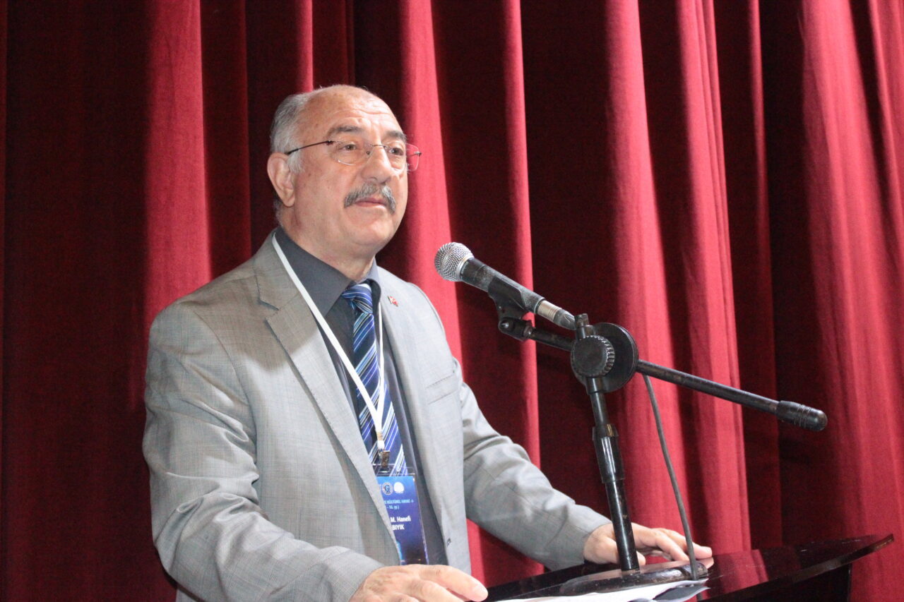 İZMİR (AA) – İzmir'in Ödemiş ilçesinde "İzmir'de İlmi ve Kültürel