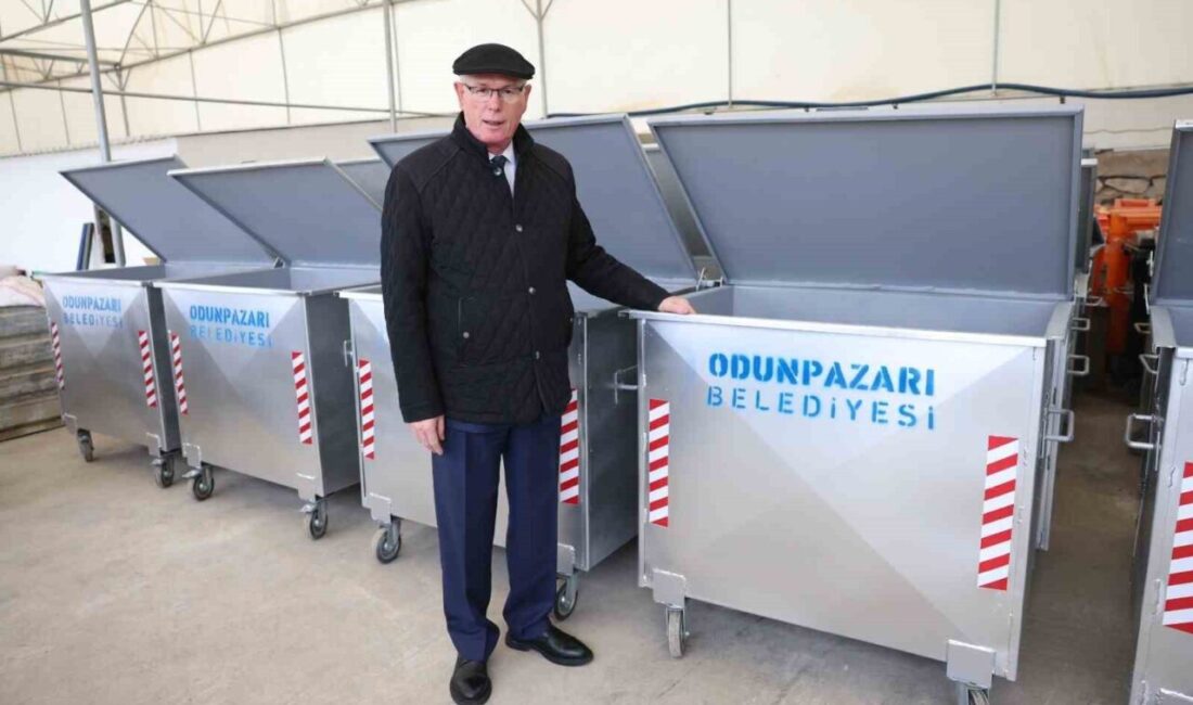 Eskişehir Odunpazarı Belediyesi, Temizlik İşleri Müdürlüğü, kullanım ömrünü tamamlamış plastikleri